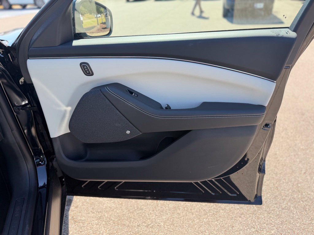 New 2026 Ford Mustang Mach-E Premium AWD/4WD image 21