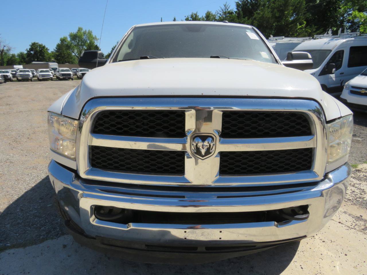 Used 2018 RAM 2500 Tradesman w/ Chrome Appearance Group AWD/4WD image 2