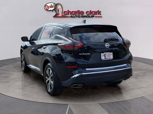 Used 2022 Nissan Murano S FWD image 3