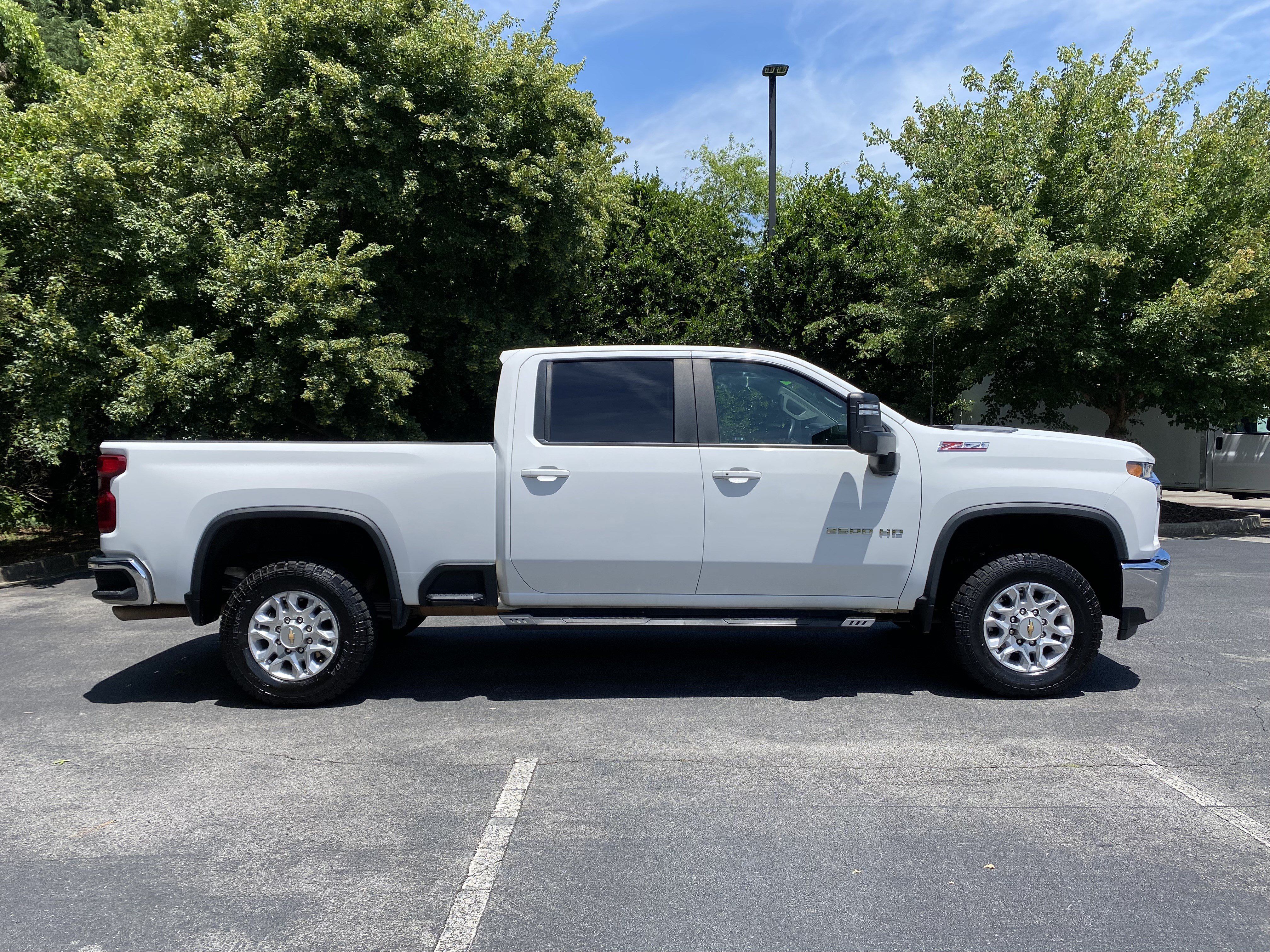 Used 2021 Chevrolet Silverado 2500 LT w/ Convenience Package AWD/4WD image 10