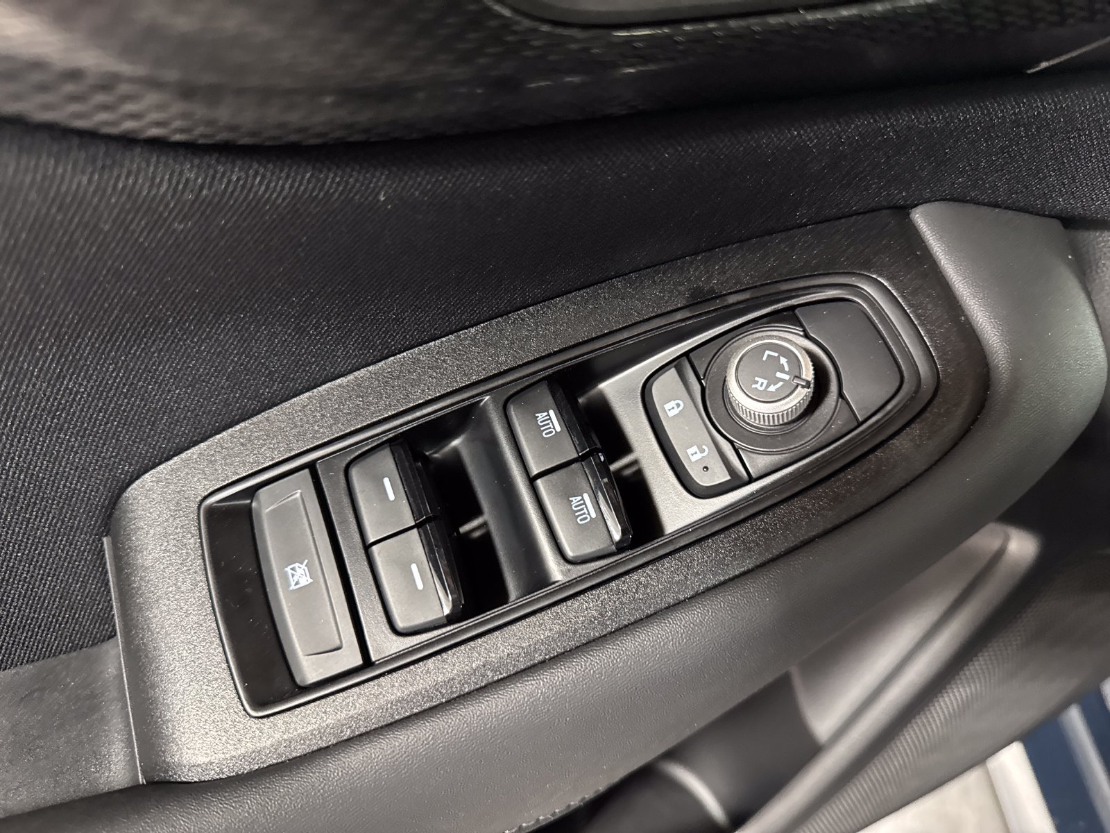 Used 2025 Subaru Legacy Premium AWD/4WD image 12