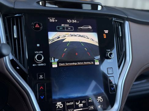 Used 2022 Subaru Outback Touring w/ Popular Package #2 image 33