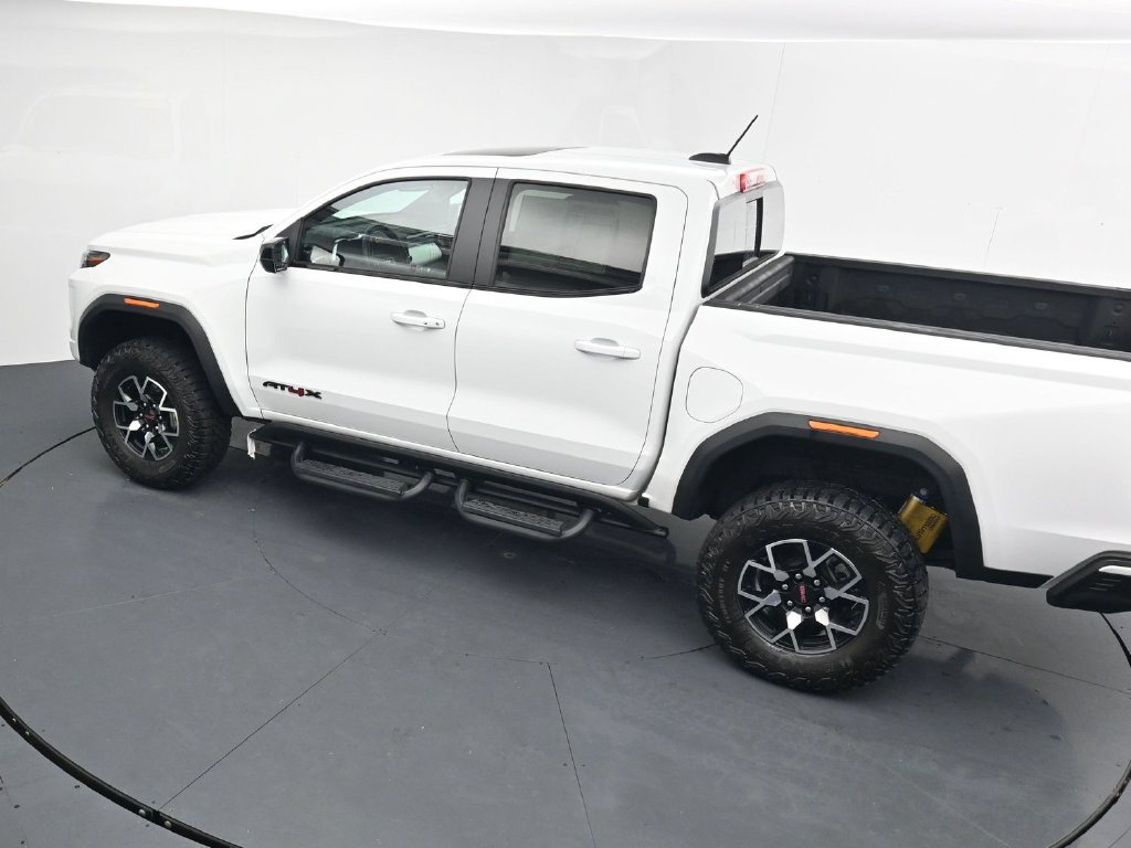 Used 2024 GMC Canyon AT4X AWD/4WD image 27