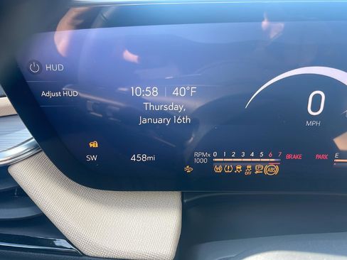 Used 2025 Buick Enclave Preferred w/ Power Package image 5