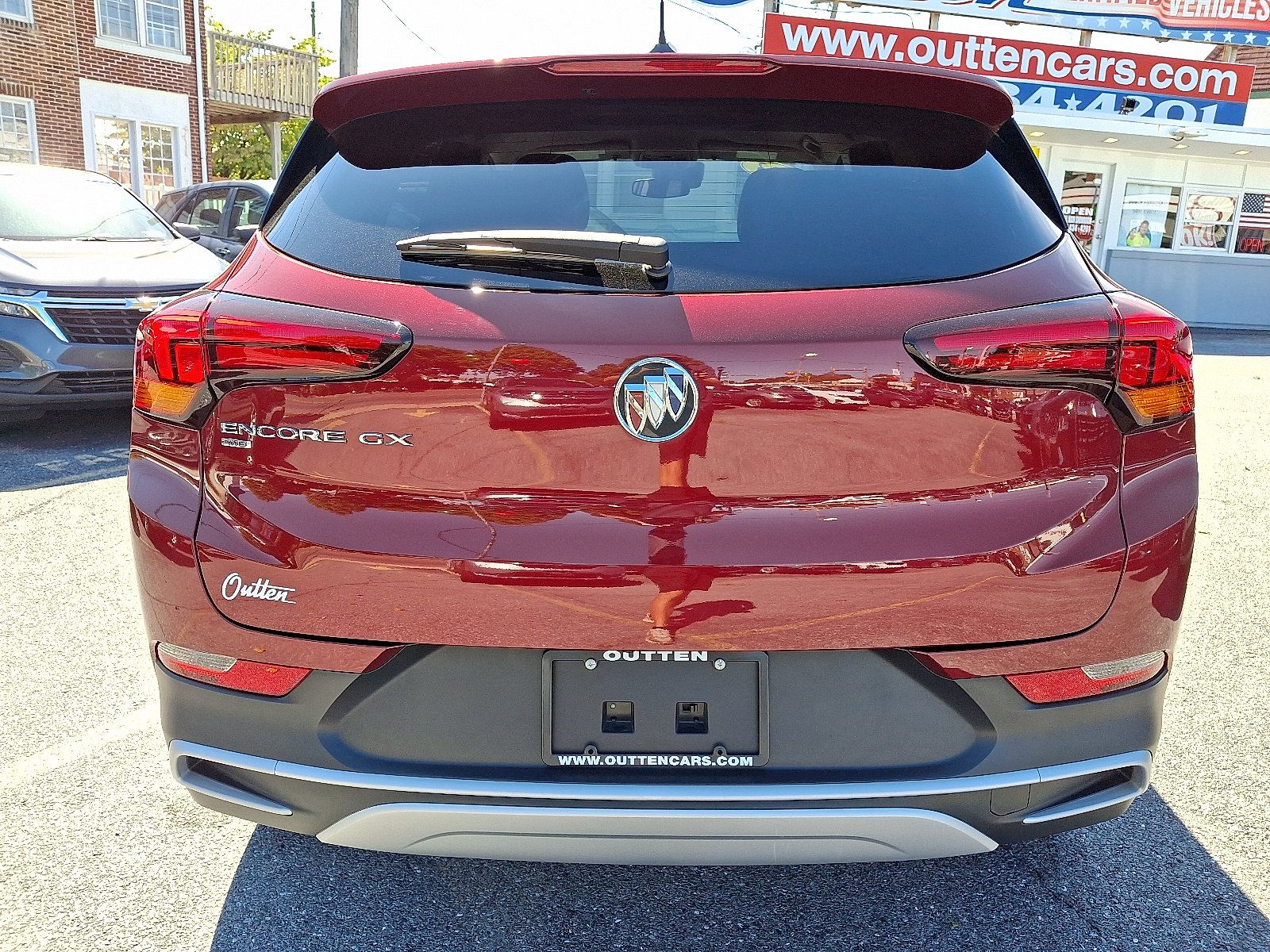 Used 2023 Buick Encore GX Preferred w/ Cold Weather Comfort Package AWD/4WD image 4