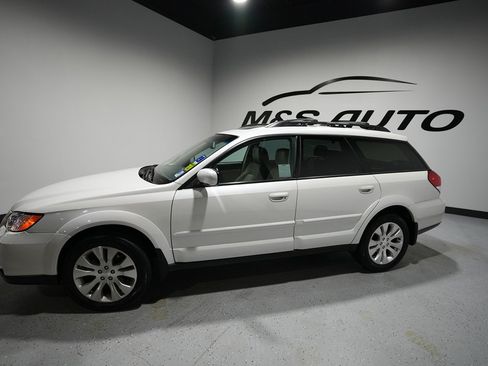 Used 2009 Subaru Outback 2.5i Limited image 24