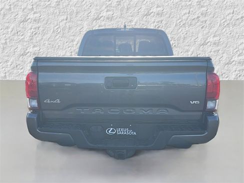 Used 2020 Toyota Tacoma SR image 4
