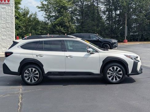 Used 2024 Subaru Outback Touring XT w/ Tech Package 3 AWD/4WD image 8