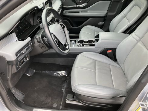 Used 2022 Lincoln Corsair Reserve w/ Equipment Group 201A image 13