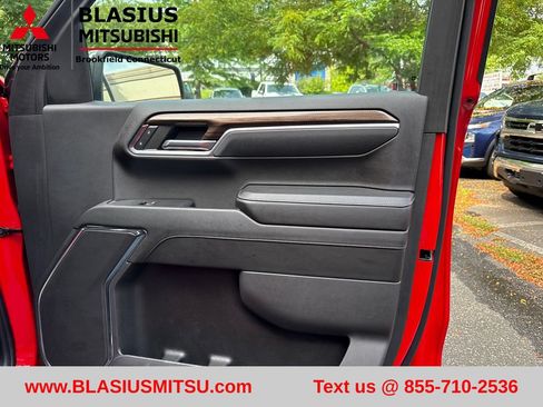 Used 2024 Chevrolet Silverado 1500 LT AWD/4WD image 33
