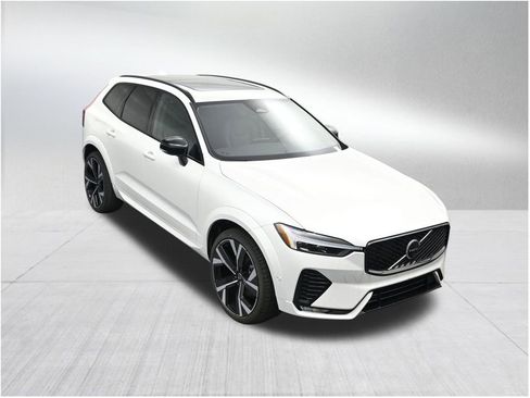 New 2026 Volvo XC60 B5 Ultra AWD/4WD image 19