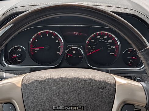 Used 2016 GMC Acadia Denali AWD/4WD image 21