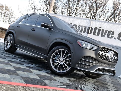 Used 2021 Mercedes-Benz GLE 350 4MATIC w/ AMG Line Exterior image 1