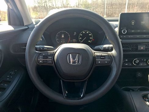 Used 2025 Honda HR-V LX image 19
