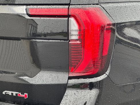 New 2026 GMC Yukon XL AT4 w/ AT4 Premium Plus Package image 7