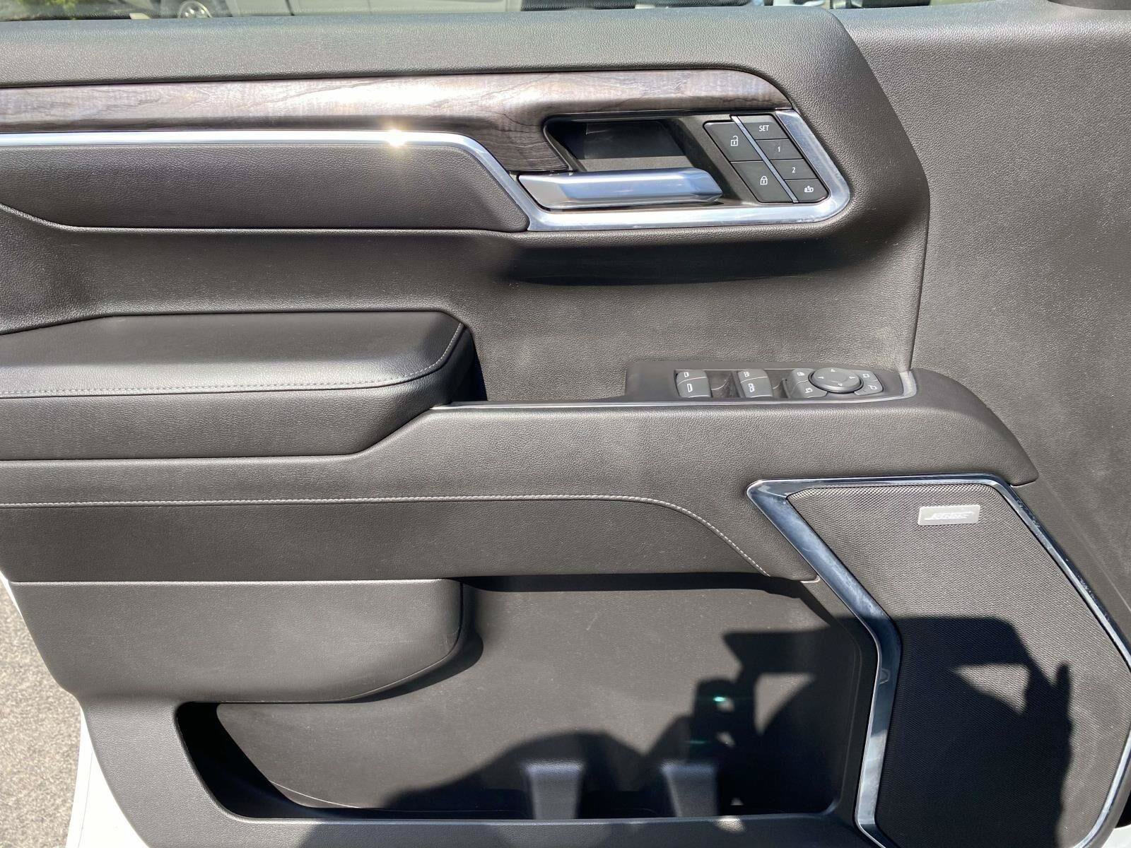 Used 2023 Chevrolet Silverado 1500 LTZ RWD image 9