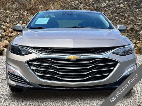 Used 2022 Chevrolet Malibu LS w/ Driver Confidence Package II FWD image 3