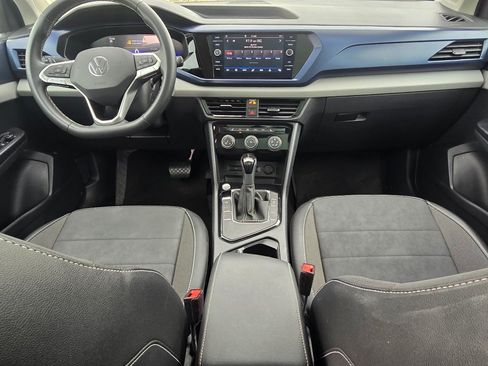 Used 2023 Volkswagen Taos SE w/ Panoramic Sunroof Package FWD image 26