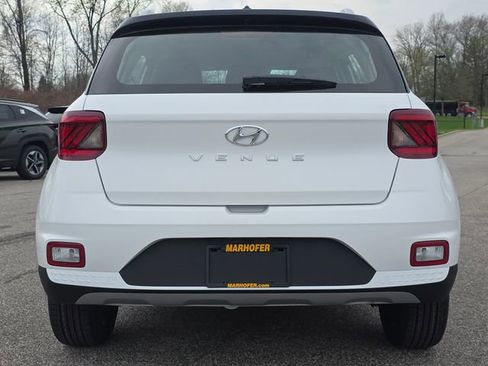 New 2026 Hyundai Venue SEL image 14