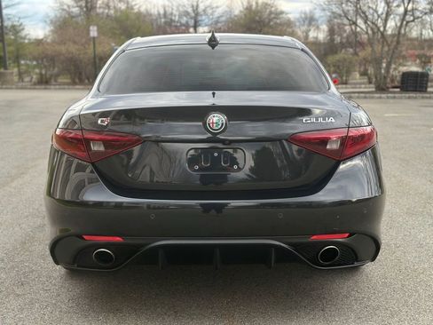Used 2019 Alfa Romeo Giulia Ti Sport w/ Quick Order Package 22S Sport AWD/4WD image 7