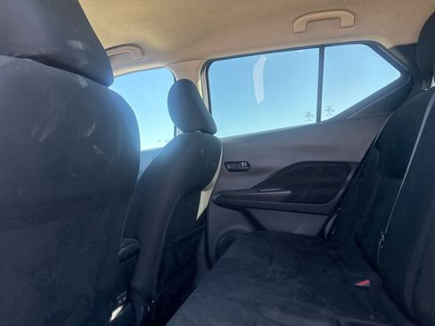 Certified 2024 Nissan Kicks S image 27