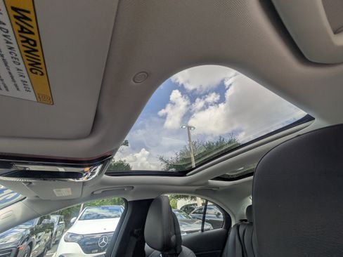 Certified 2025 Mercedes-Benz E 350 4MATIC Sedan image 18