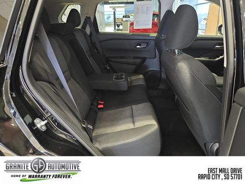 Used 2026 Nissan Rogue SV AWD/4WD image 35