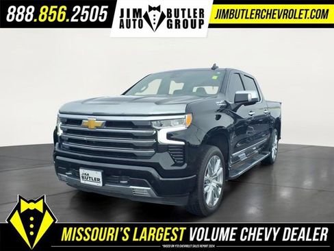 Used 2023 Chevrolet Silverado 1500 High Country w/ High Country Premium Package AWD/4WD image 1