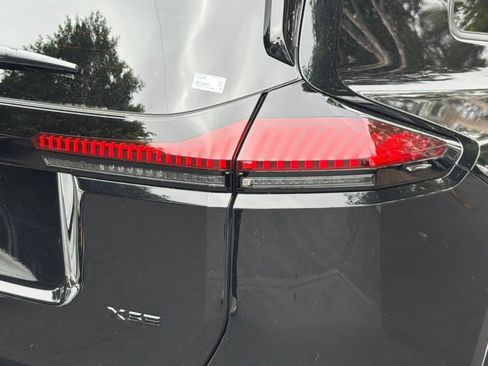 New 2026 Toyota RAV4 XSE AWD/4WD image 33
