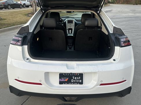 Used 2012 Chevrolet Volt Premium w/ Premium Trim Package image 17
