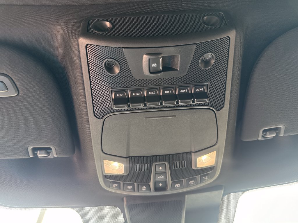 Used 2019 Ford F150 Raptor w/ Equipment Group 802A Luxury AWD/4WD image 18