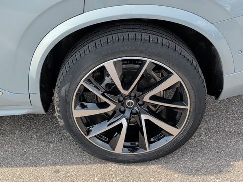 Certified 2024 Volvo XC90 B6 Ultimate AWD/4WD image 8