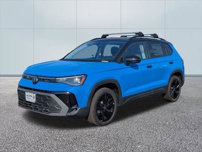 New 2025 Volkswagen Taos SE