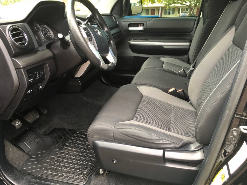 Used 2016 Toyota Tundra SR5 AWD/4WD image 23