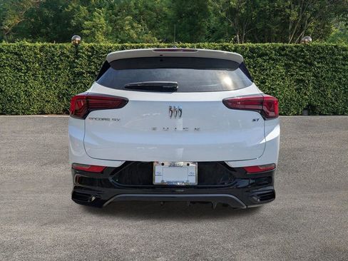 Used 2024 Buick Encore GX Sport Touring image 5