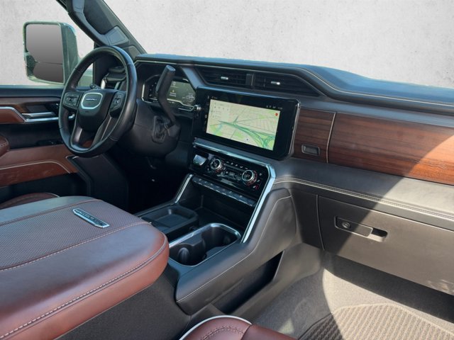 Used 2025 GMC Sierra 3500 Denali Ultimate AWD/4WD image 23