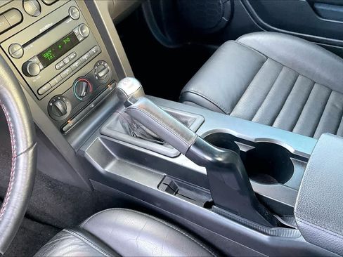 Used 2007 Ford Mustang Shelby GT500 RWD image 15