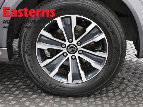 Used 2020 Nissan Armada SL w/ Premium Package RWD image 36