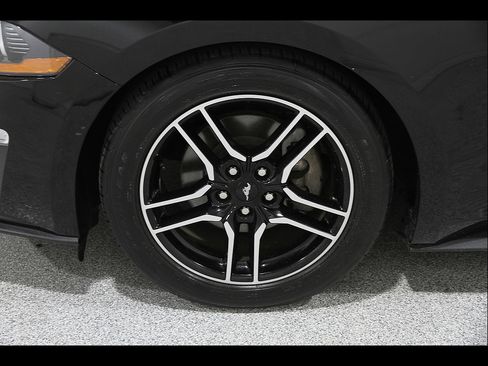 Used 2023 Ford Mustang Premium RWD image 21