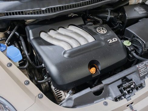 Used 2005 Volkswagen Beetle GLS FWD image 27