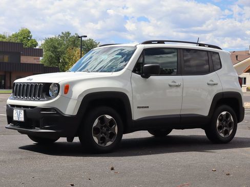 Used 2016 Jeep Renegade Sport AWD/4WD image 11