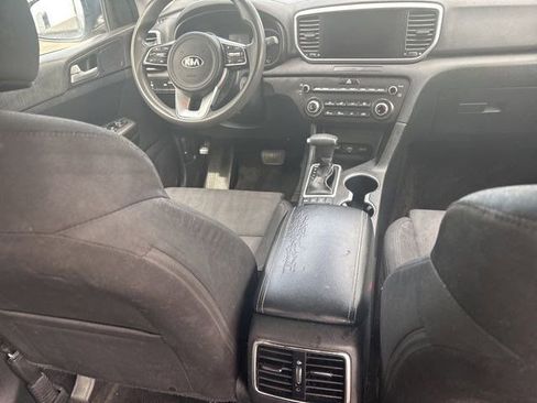 Used 2022 Kia Sportage LX AWD/4WD image 33