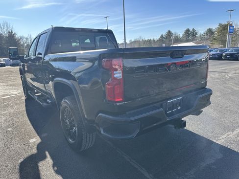 Used 2021 Chevrolet Silverado 2500 LTZ w/ LTZ Plus Package image 6
