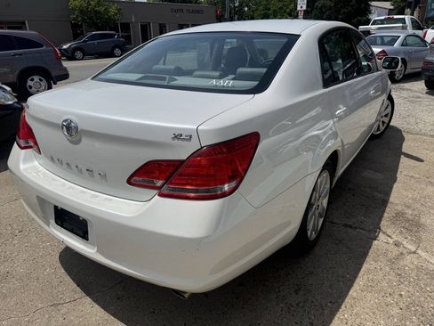 Used 2006 Toyota Avalon XLS FWD image 7