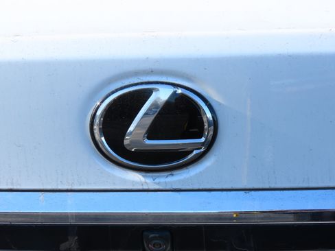 Used 2019 Lexus ES 350 w/ Premium Package image 17