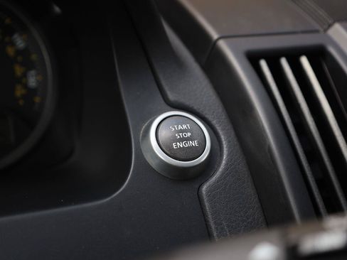 Used 2010 Land Rover LR2 HSE AWD/4WD image 36