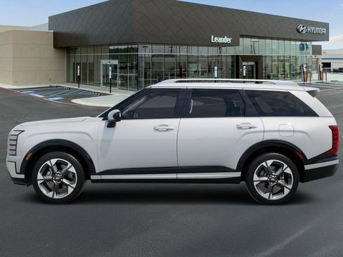New 2026 Hyundai Palisade Limited FWD image 3