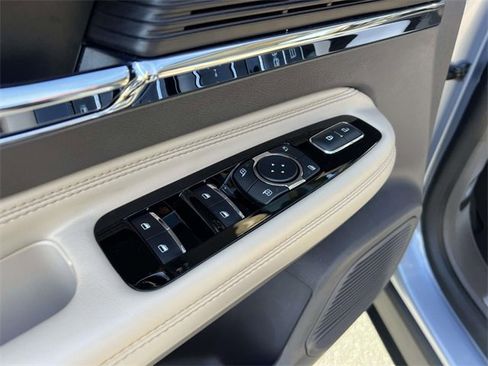 Certified 2022 Lincoln Corsair AWD w/ Premium Package image 21