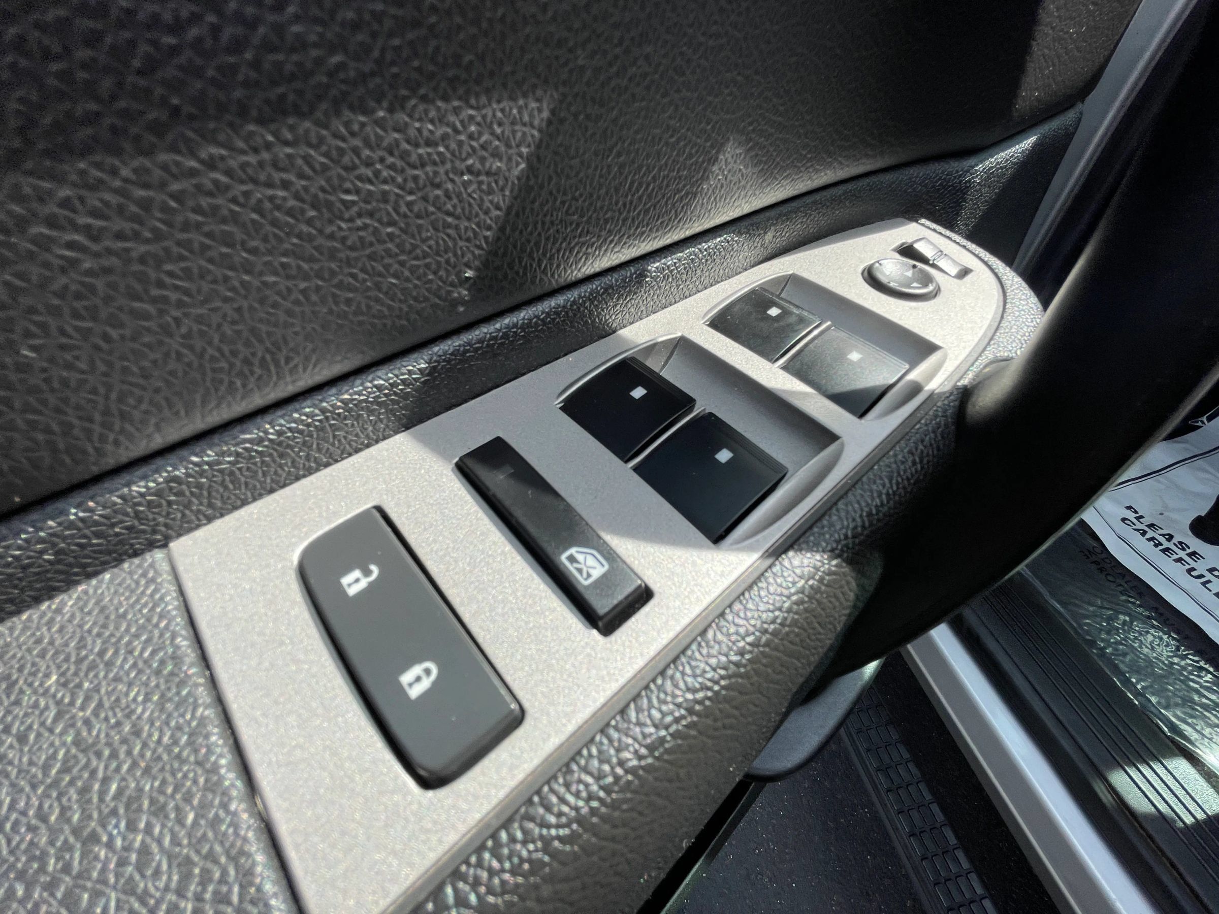Used 2010 Chevrolet Silverado 2500 LT w/ Interior Plus Package AWD/4WD image 12