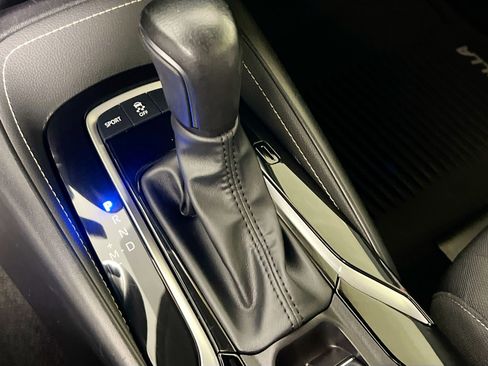 Used 2022 Toyota Corolla SE image 25